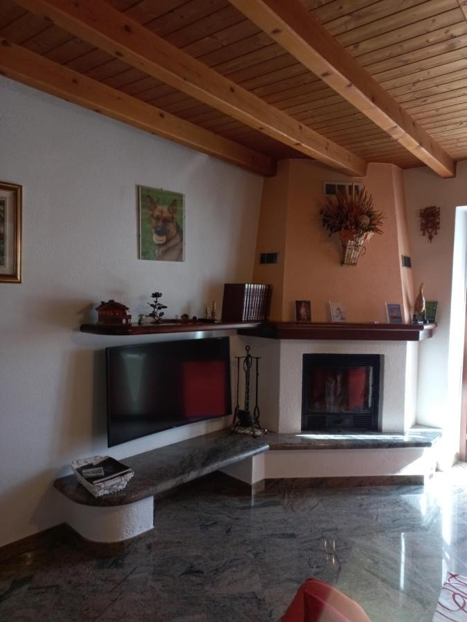 Casa Vacanza Da Ghislin Тельйо Екстер'єр фото