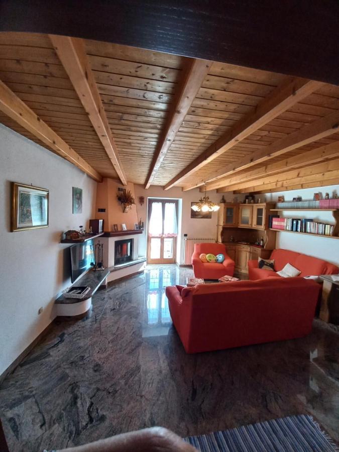 Casa Vacanza Da Ghislin Тельйо Екстер'єр фото